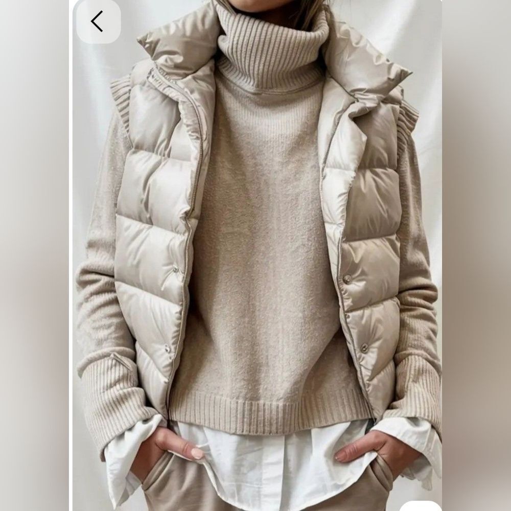 Timberland Cream Vest for Versatile Layering From Fall To Spring